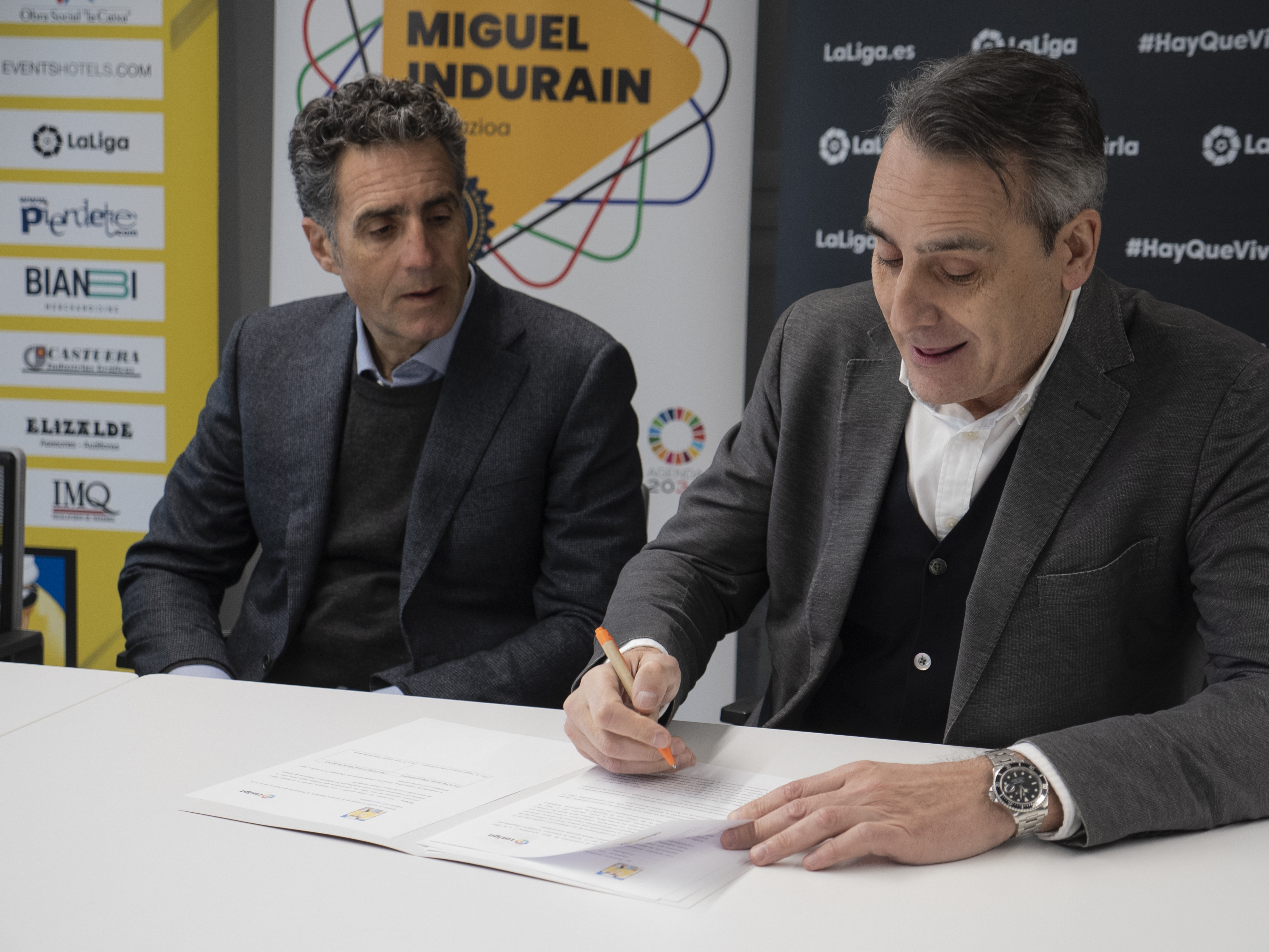 La Fundaci&oacute;n Miguel Indur&aacute;in Fundazioa renueva su acuerdo de colaboraci&oacute;n con LaLiga